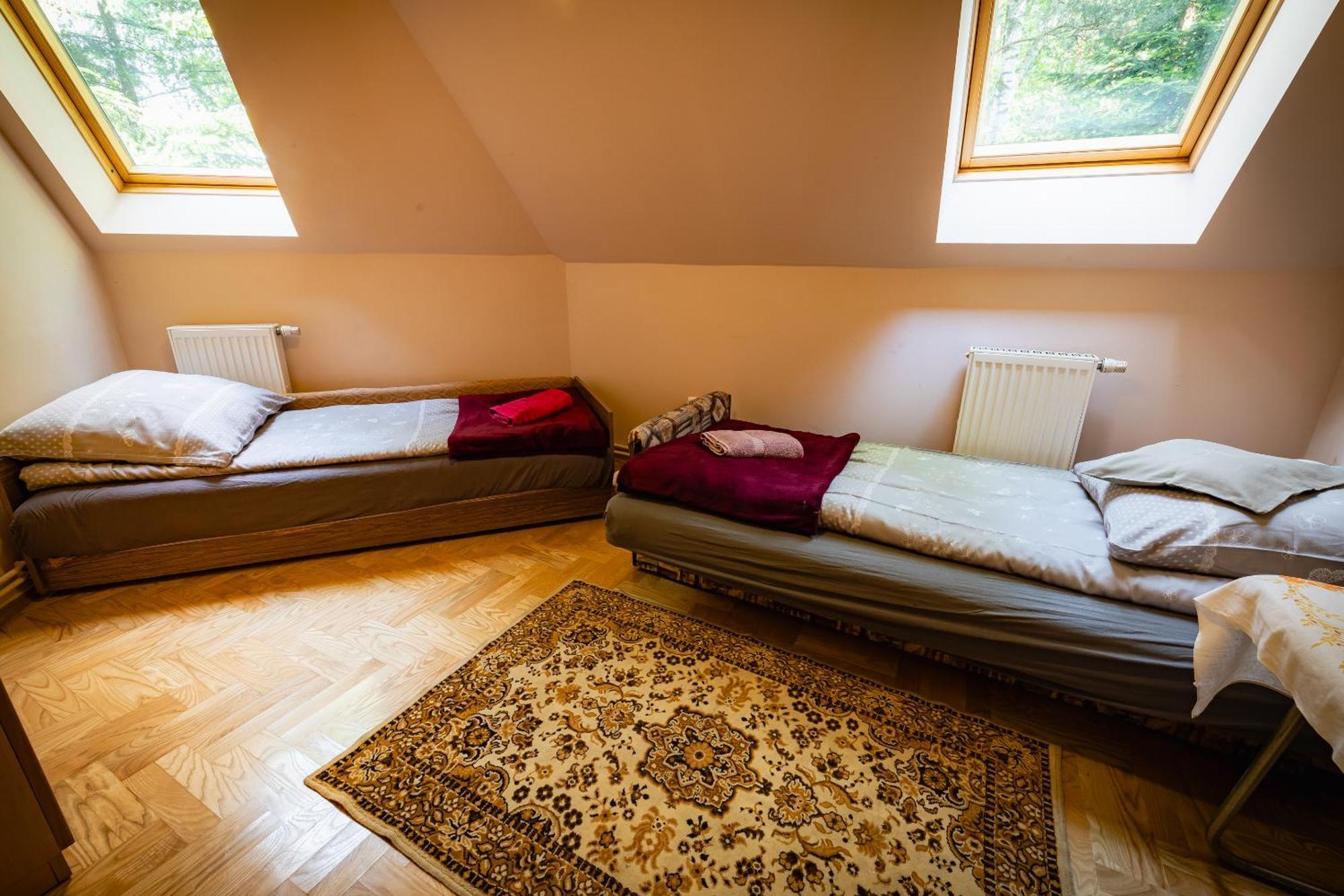 Dom Nad Stawem Villa Rakszawa Buitenkant foto